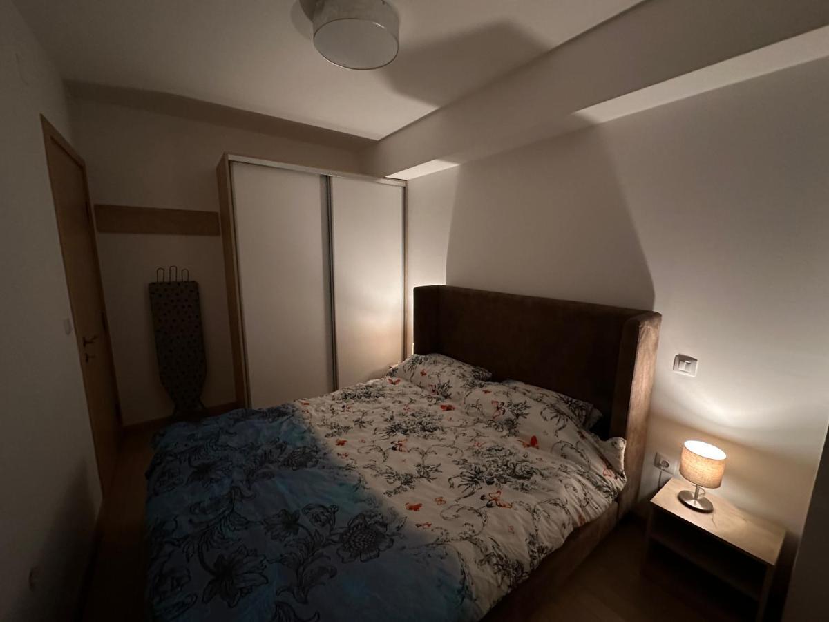 Dow Apartments - Luxury 13Th Floor, Parking Skopje Esterno foto