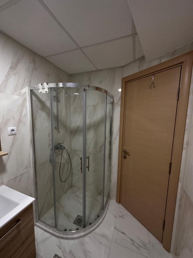 Dow Apartments - Luxury 13Th Floor, Parking Skopje Esterno foto